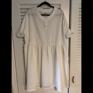 NWT Mimu Maxi smocked white dress
